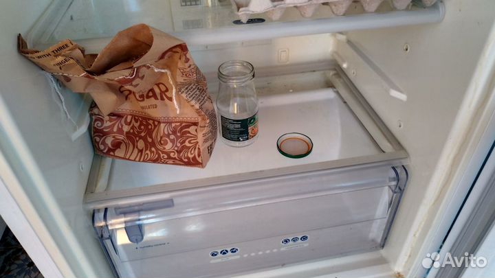 Холодильник Whirlpool ARC 4178