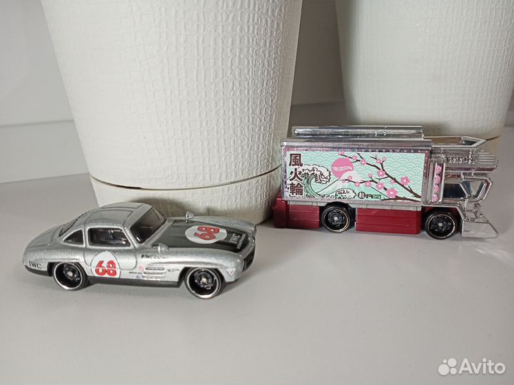 Hot wheels машинки