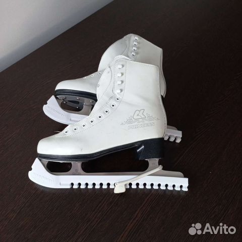 Коньки, лыжи