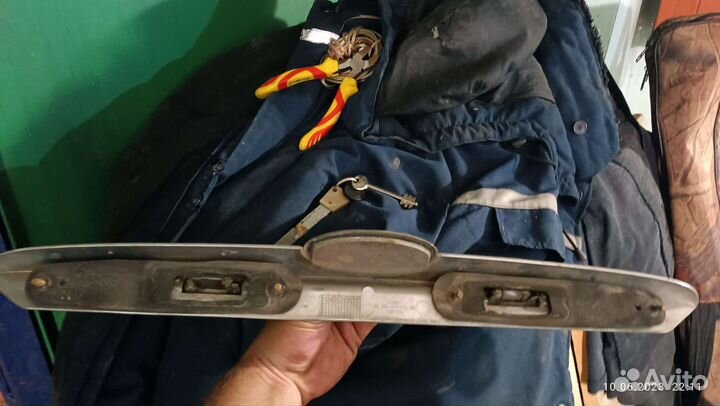 Накладка крышки багажника форд фокус