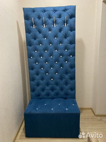 Вешалка в прихожую с каретной стяжкой