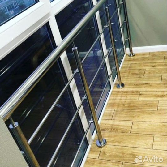 Перила для балкона / Ограждения балкона