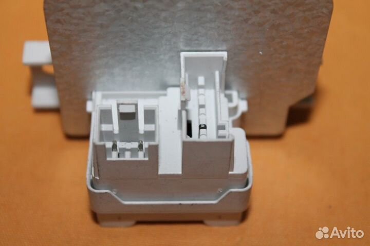 Кнопка сетевая Electrolux 1113337024 бу. 4705