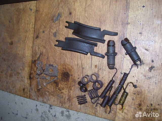 Митсубиси ланцер 9 планка развода задних колодок