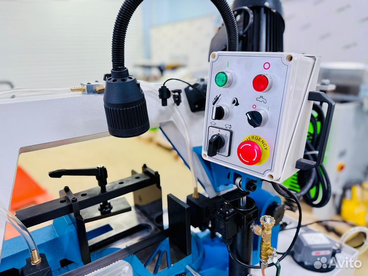 Ленточнопильный станок по металлу