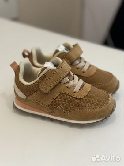 Кроссовки детские hm