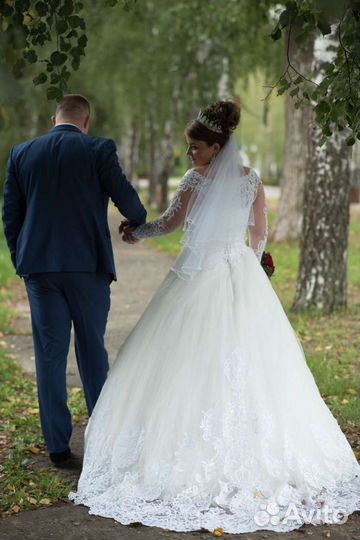 Свадебное платье