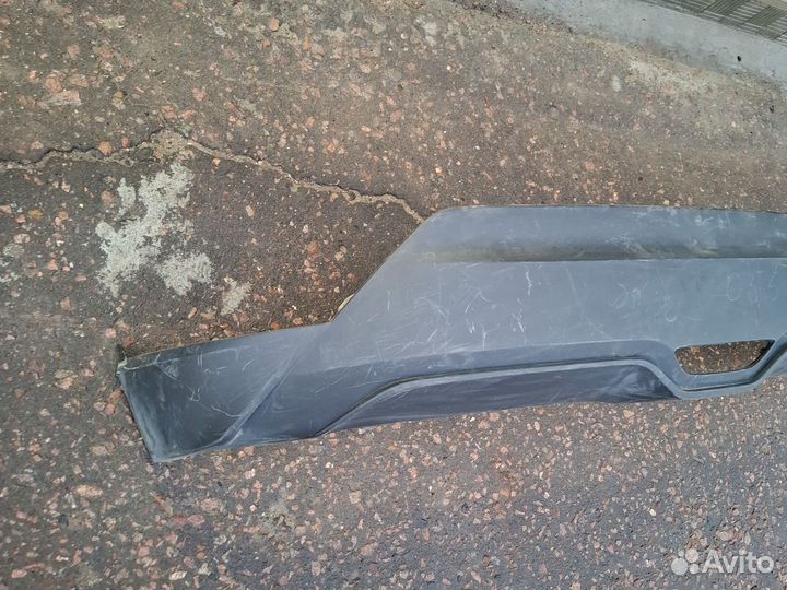 Юбка заднего бампера Toyota