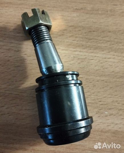 Шаровая опора нижняя