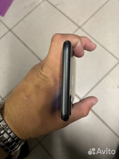 Телефон iPhone 7 plus