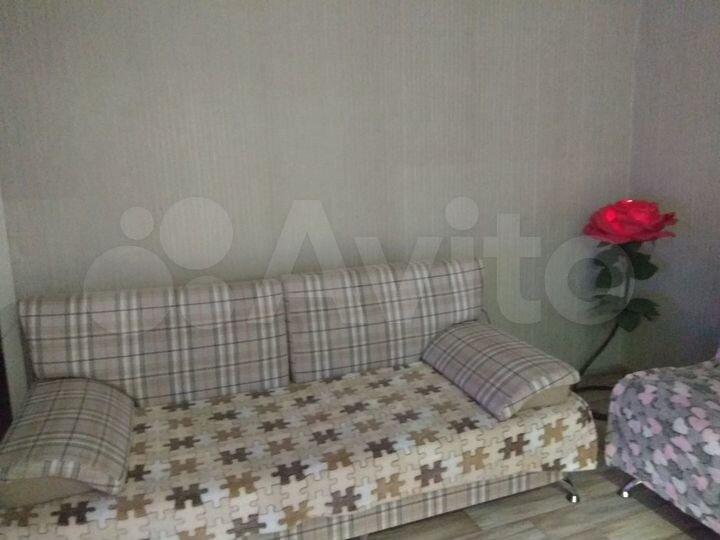 2-к. квартира, 50 м², 4/4 эт.