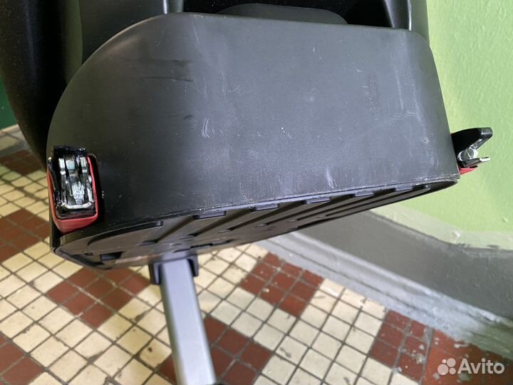 Детское автокресло recaro optiafix ruby