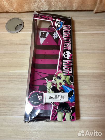 Кукла Монстер Хай Венера Командный дух + Коробка