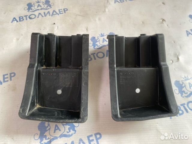 Крепление обшивки багажника Volvo Xc90 2.9