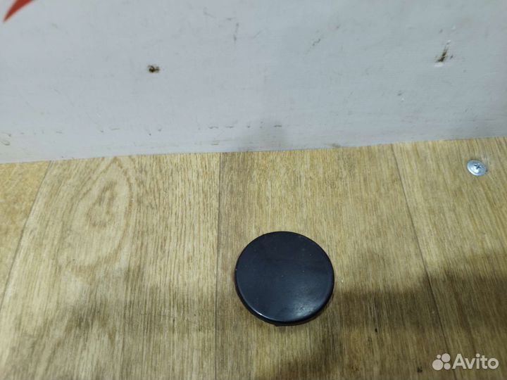 Заглушка буксировочного крюка Volkswagen Jetta 6