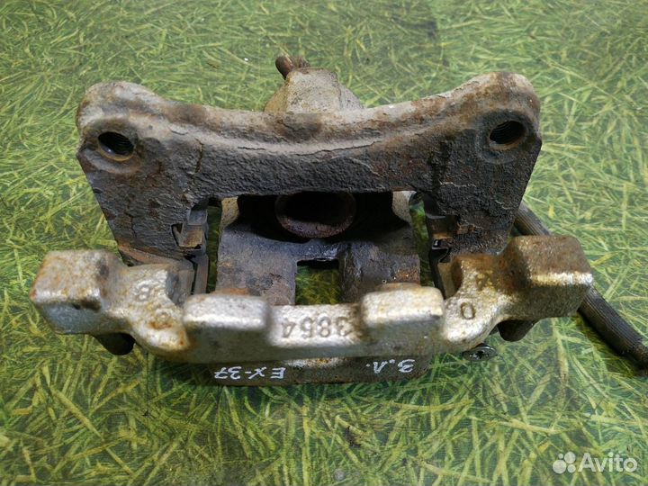 Суппорт тормозной задний левый Infiniti Ex37 J50