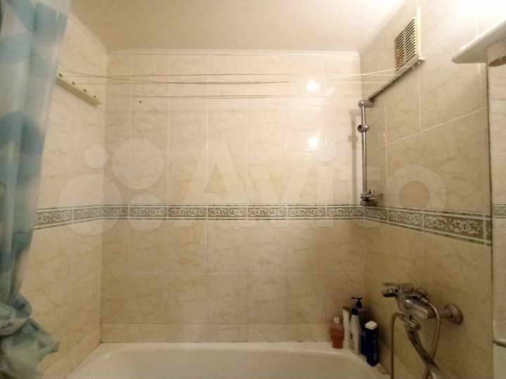 2-к. квартира, 51 м², 1/16 эт.