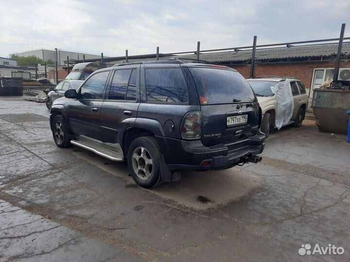 Chevrolet TrailBlazer 2005г на запчасти в разбор