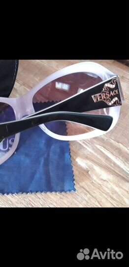 Солнцезащитные очки женские Versace