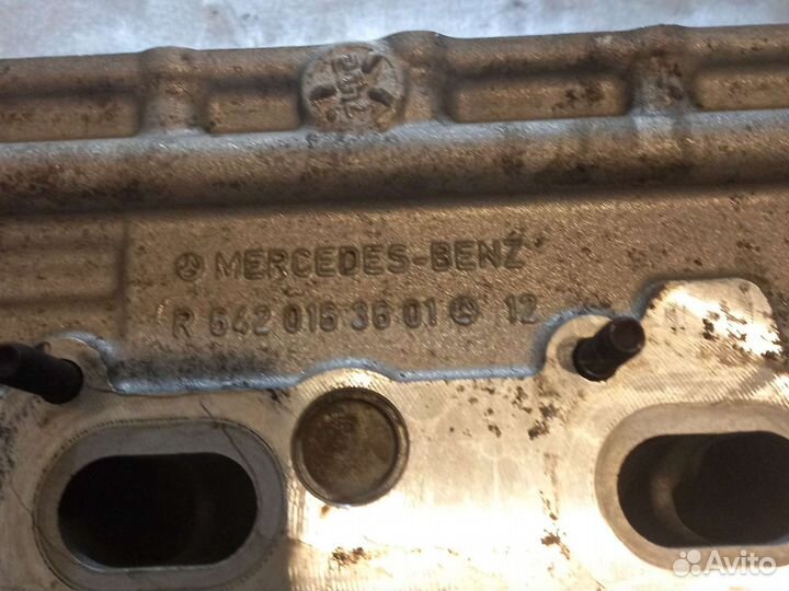 Головка блока цилиндров Mercedes двигатель ом642