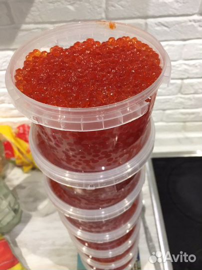 Красная икра горбуши и кеты
