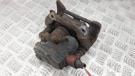 Суппорт тормозной задний левый audi A4 B8 (6DN02LS