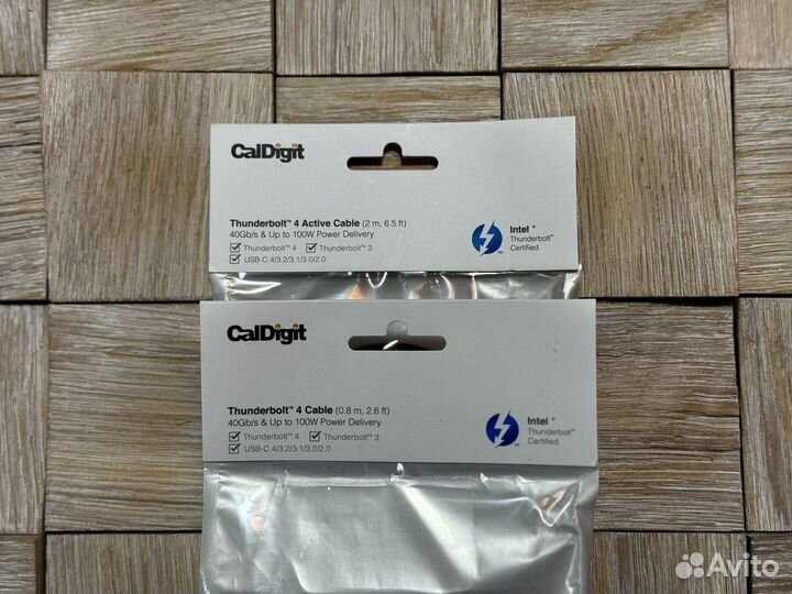 CalDigit Thunderbolt 4 / USB4 (0,8 м / 2,0 м)