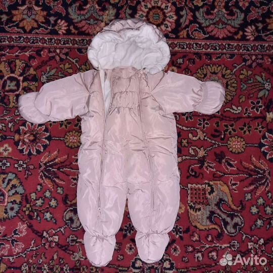 Зимний комбинезон для девочки