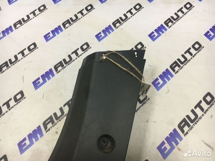 Накладка порога задняя правая Форд Фокус 3