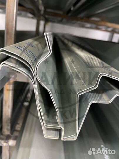 Внутренний порог правый Toyota Land Cruiser 100