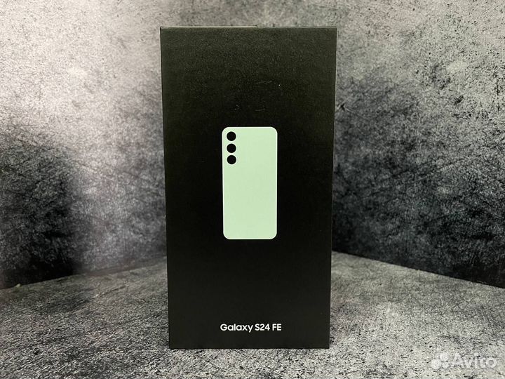 Samsung Galaxy S24 FE, 8/256 ГБ