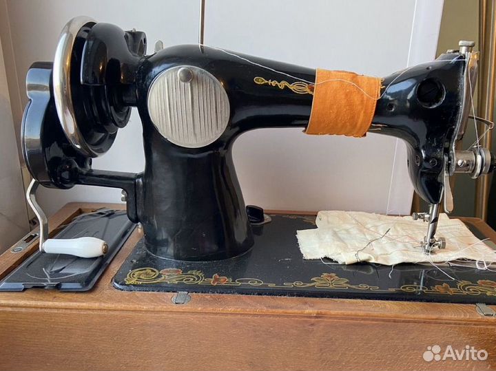Швейная машинка