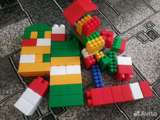 Лего маленький и большой конструктор