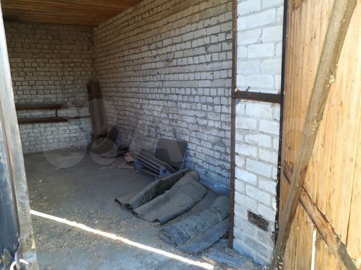 Гараж, > 30 м²