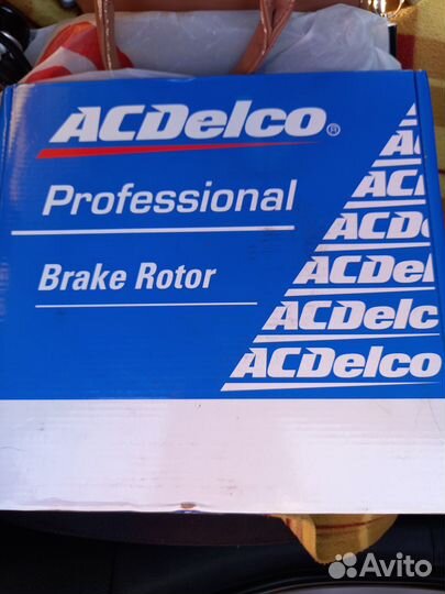 Тормозные диски на Chevrolet Aveo T300