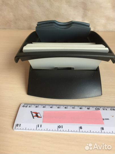 Визитница настольная