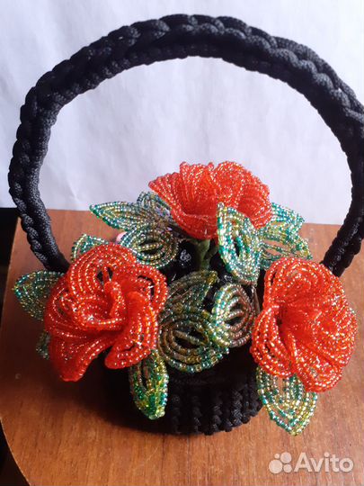 Розы из бисера