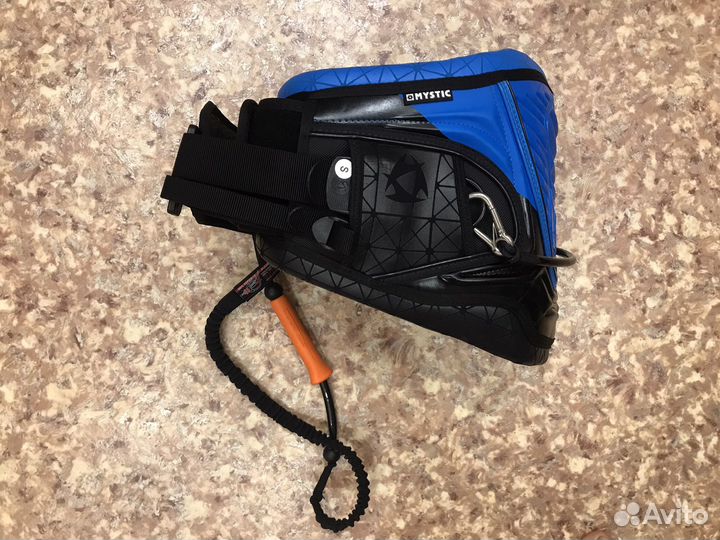 Кайт liqud force envy 9