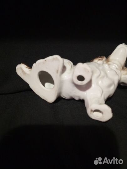Фигурки собаки фарфор