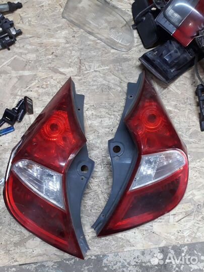 Задние фонари на hyundai solaris хетчбек