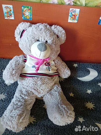 Плюшевый медведь