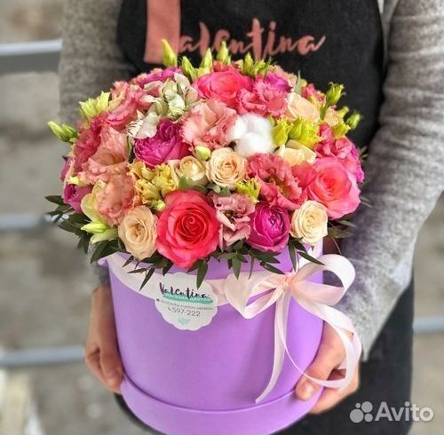 Цветы в шляпной коробке