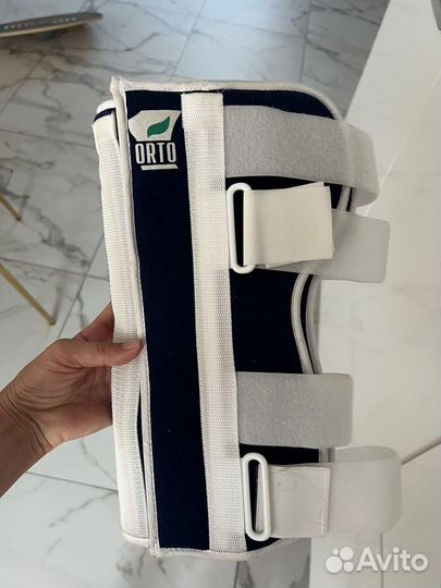 Тутор наколенник Костыли и костыль