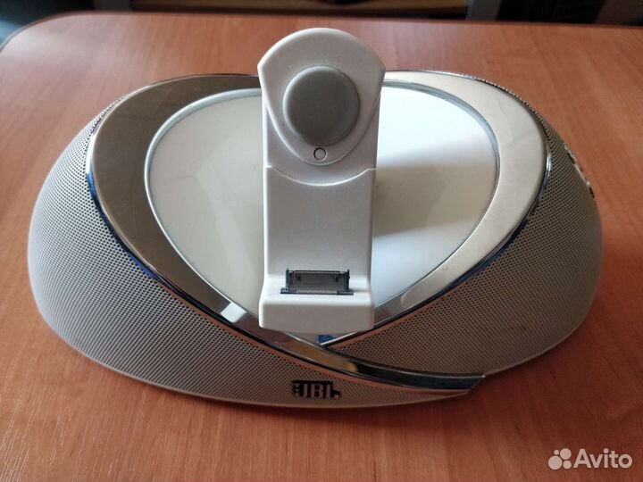 Док станция для iPhone/iPad/iPod JBL OnBeat