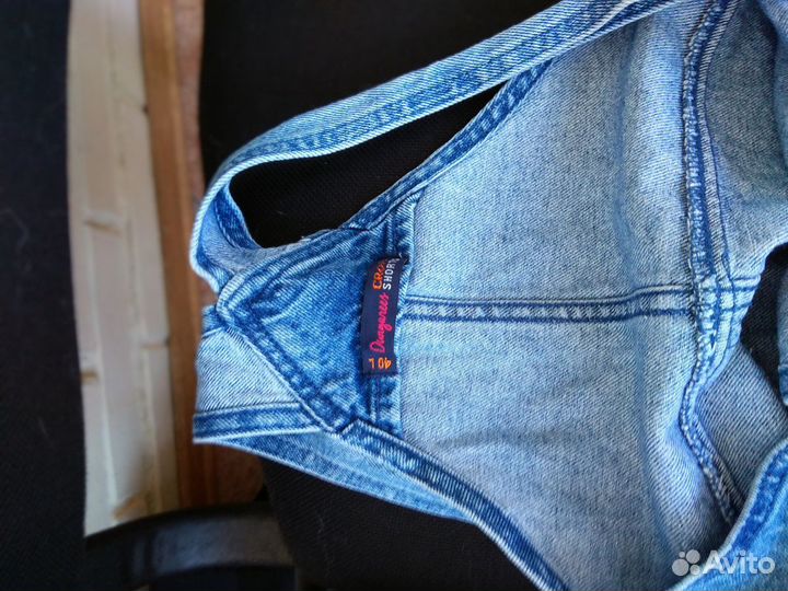 Джинсовый комбинезон