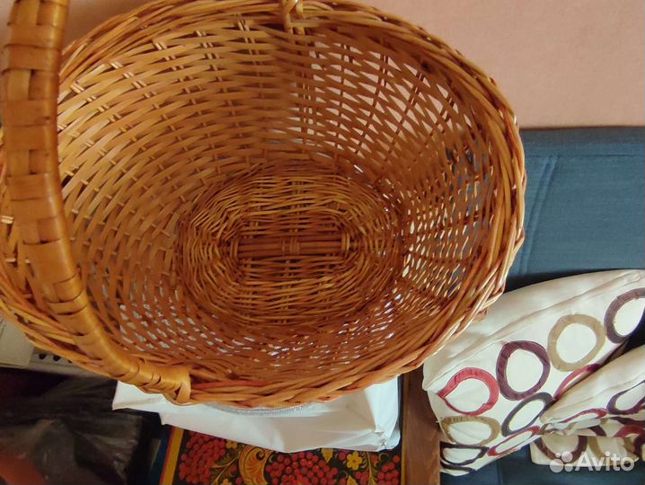 Корзина плетёная новая
