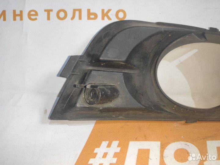 Рамка фары противотуманной левая Chevrolet Cruze