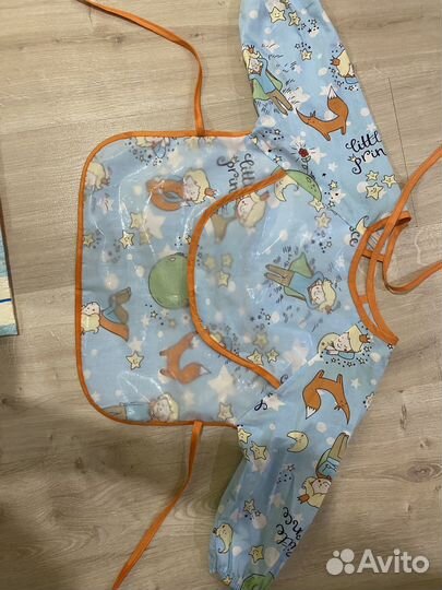 Нагрудник, фартук для кормления