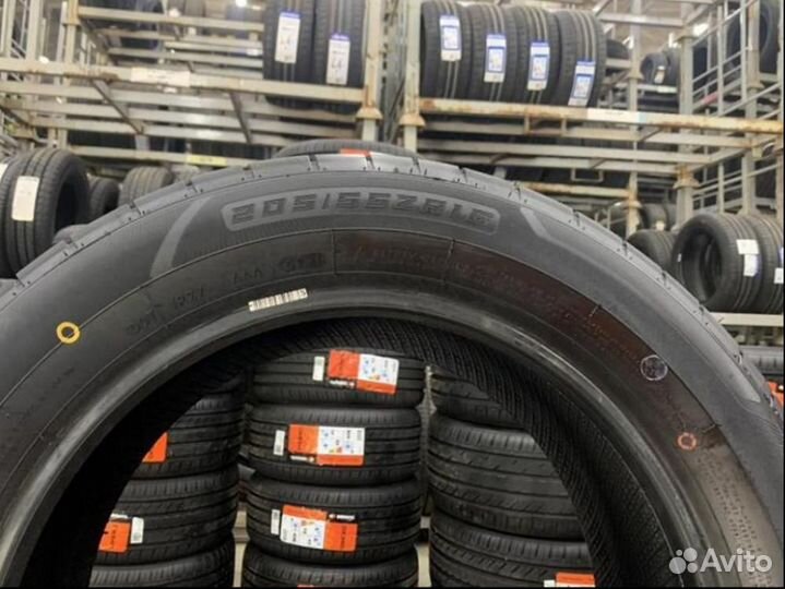 Windforce Catchfors UHP 205/55 R16 94W