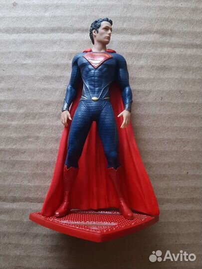 Супермен фигурка
